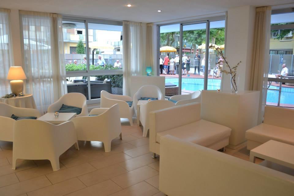 Hotel Mario Cesenatico Exterior photo