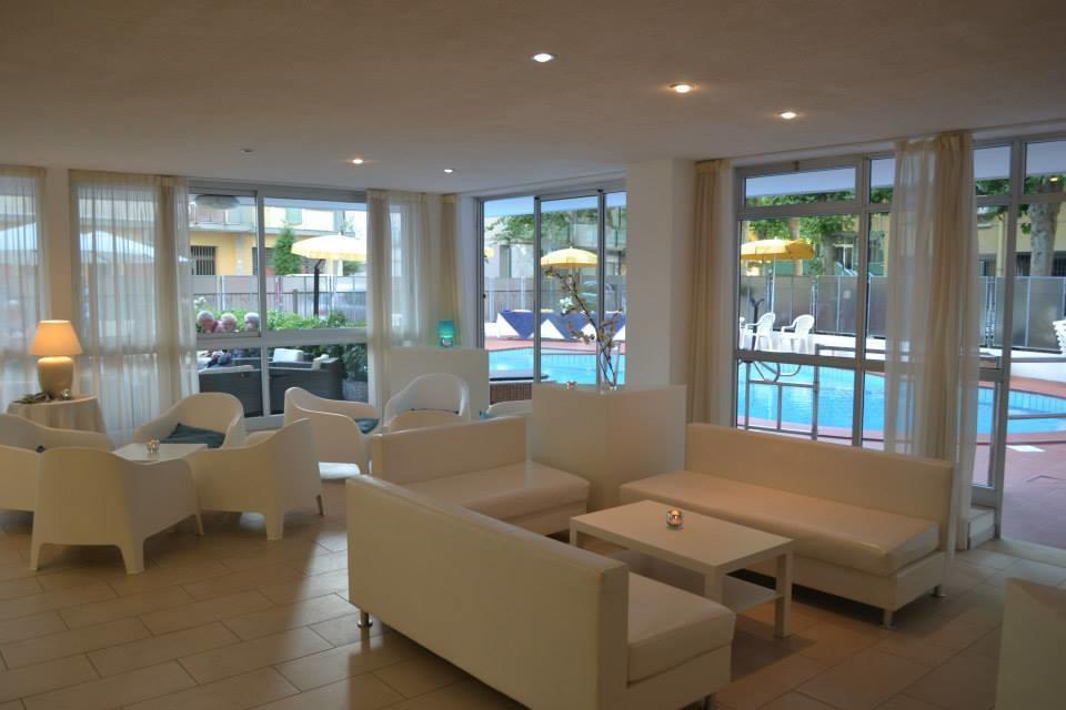 Hotel Mario Cesenatico Exterior photo